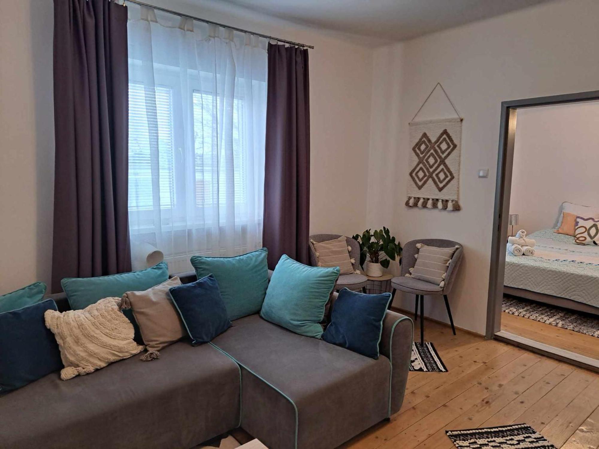 Cozy Town Center Retreat Apartment Komárno Exterior photo