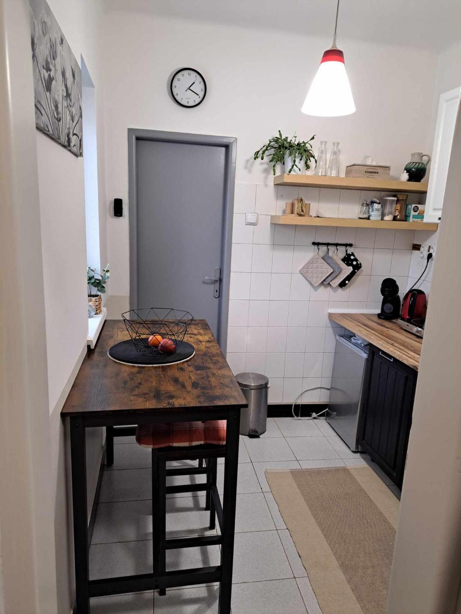 Cozy Town Center Retreat Apartment Komárno Exterior photo